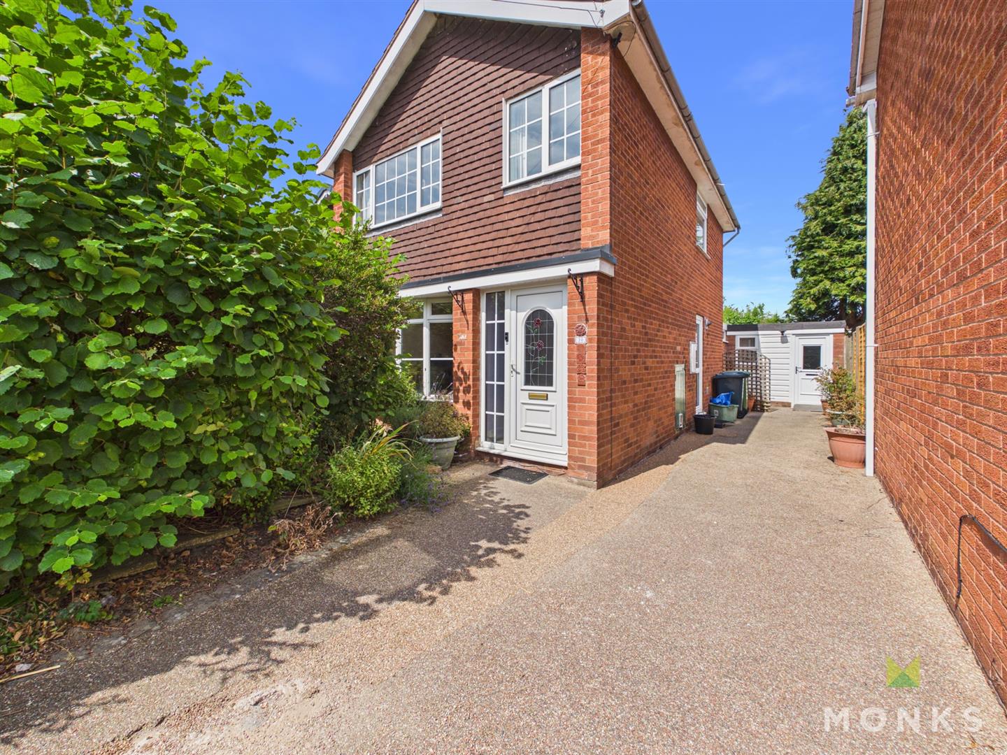 30 Dale Road, Shrewsbury, SY2 5TE For Sale